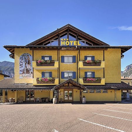 Hotel Garni La Vigna - Adult Friendly San Michele allʼAdige Zewnętrze zdjęcie