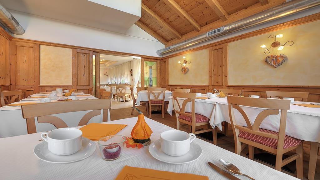 Hotel Garni La Vigna - Adult Friendly San Michele allʼAdige Zewnętrze zdjęcie