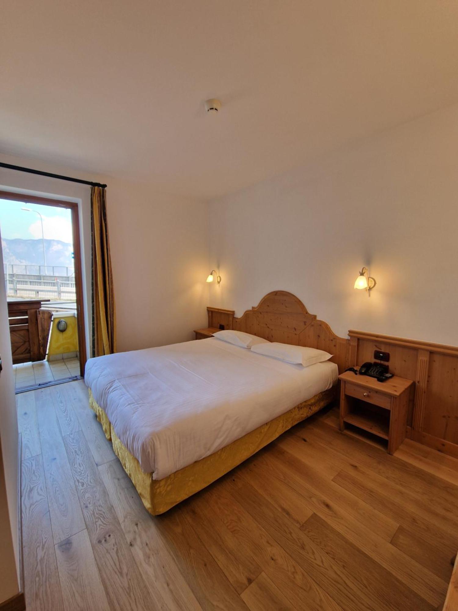 Hotel Garni La Vigna - Adult Friendly San Michele allʼAdige Zewnętrze zdjęcie