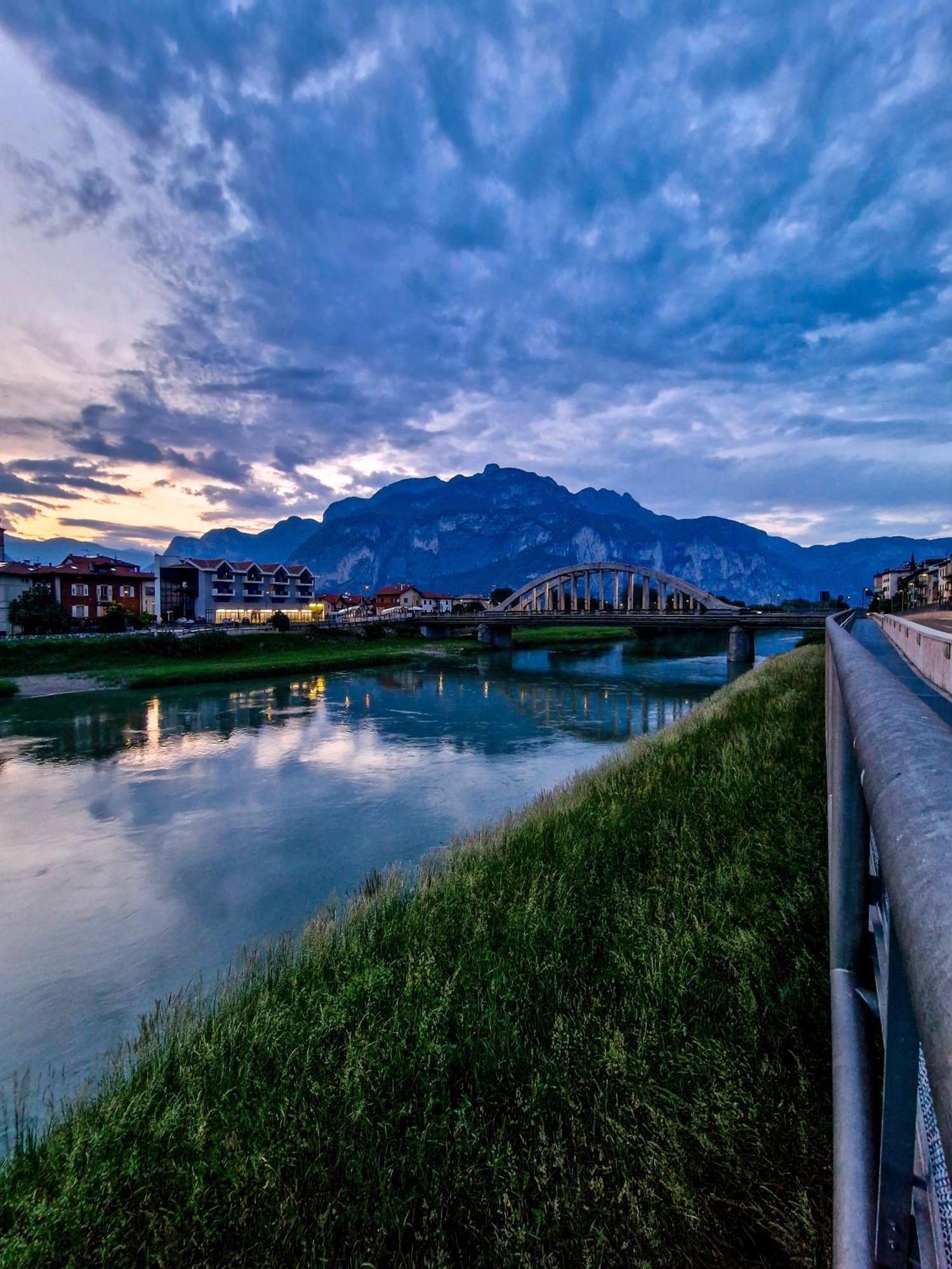 Hotel Garni La Vigna - Adult Friendly San Michele allʼAdige Zewnętrze zdjęcie