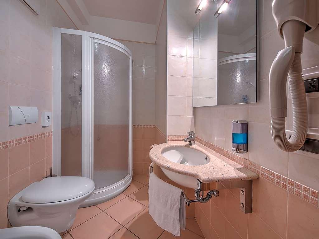 Hotel Garni La Vigna - Adult Friendly San Michele allʼAdige Pokój zdjęcie